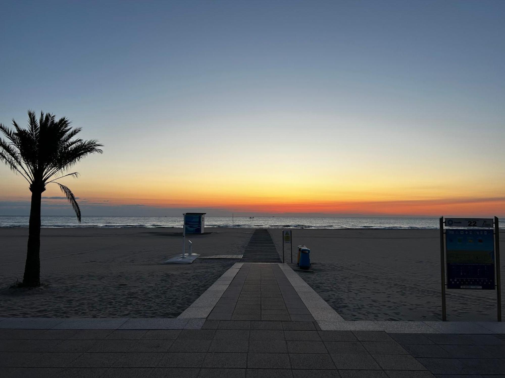 Apartamento Elizabeth Gandia Bagian luar foto